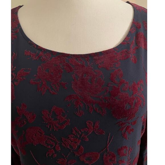 HAANI 1X Wine Flocked Velvet Floral Print Bell Sleeve Hem - Picture 5 of 7